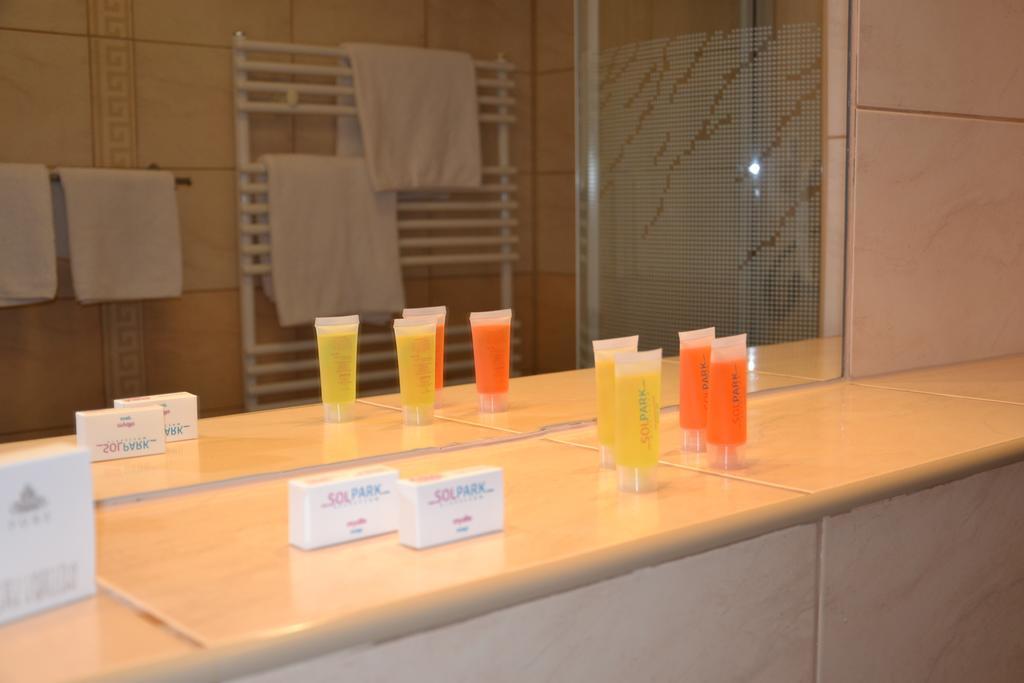 Hotel Solpark Kleszczów Oda fotoğraf