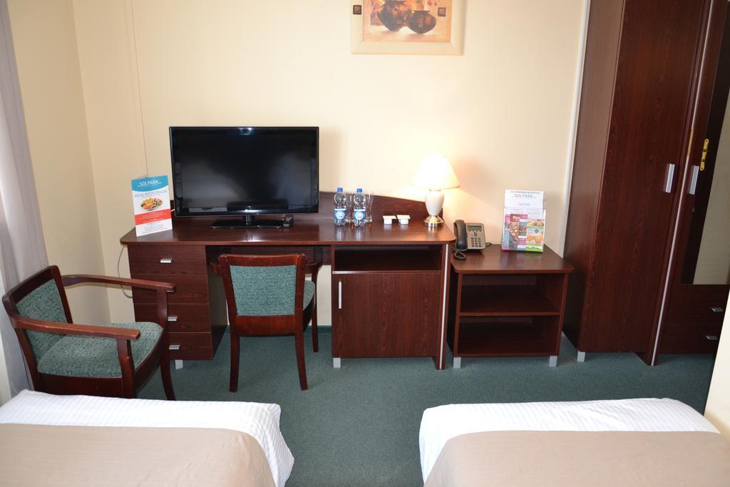 Hotel Solpark Kleszczów Oda fotoğraf